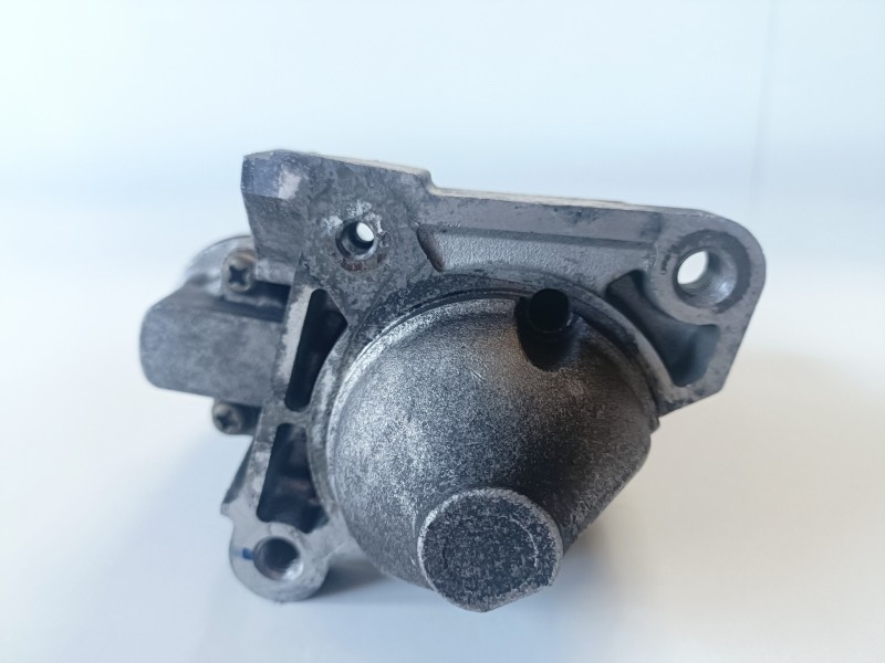 Recambio de motor arranque para renault clio ii fase ii (b/cb0) k9k702 referencia OEM IAM M000T86181  