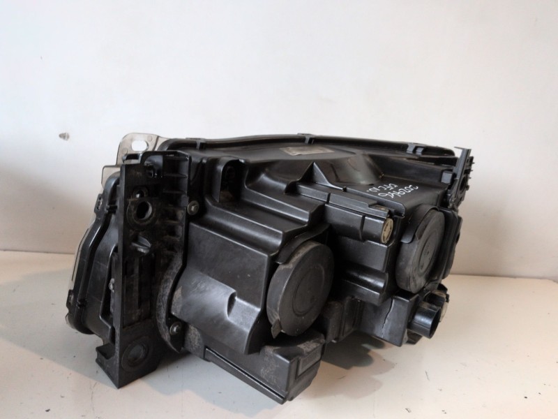 Recambio de faro derecho para land rover range rover sport 508ps referencia OEM IAM CH3213W029EA  