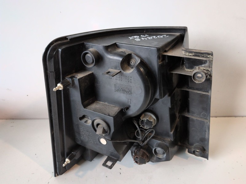 Recambio de piloto trasero derecho para land rover range rover sport 508ps referencia OEM IAM   