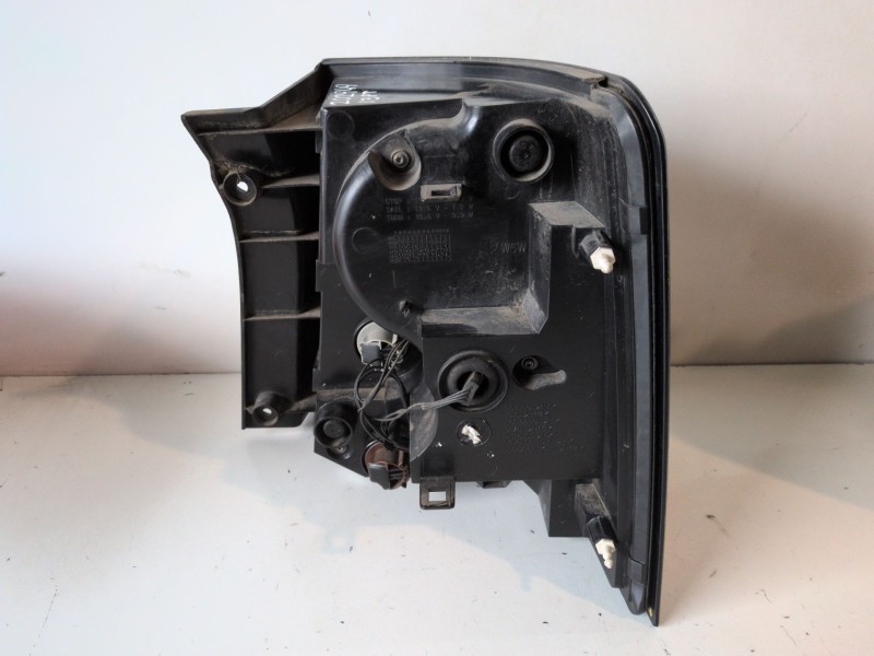 Recambio de piloto trasero izquierdo para land rover range rover sport 508ps referencia OEM IAM   