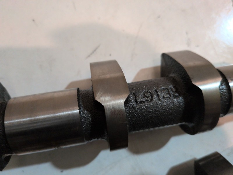 Recambio de arbol de levas para land rover range rover sport 508ps referencia OEM IAM   