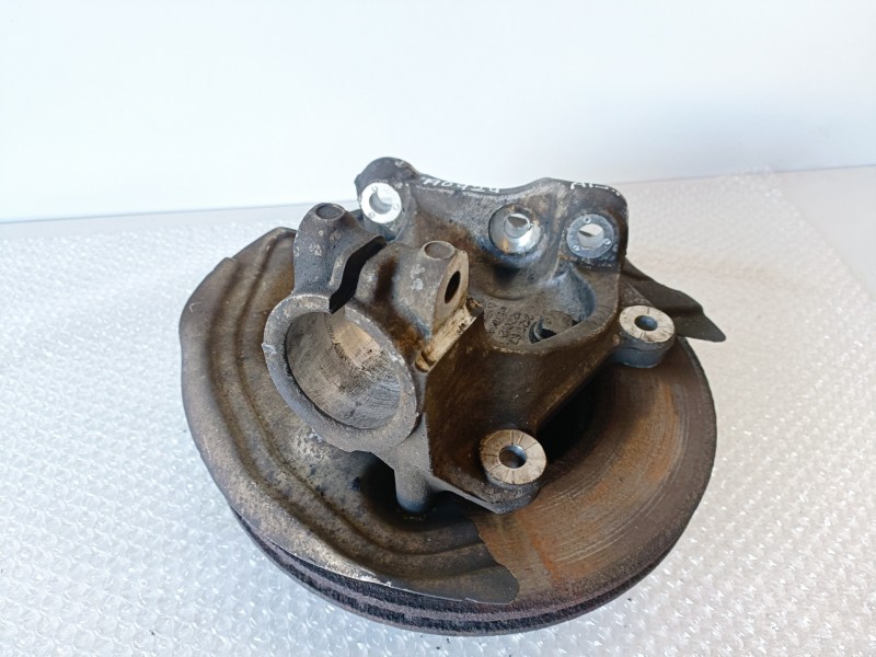 Recambio de mangueta delantera izquierda para bmw serie 1 coupe (e82) n51b30a referencia OEM IAM 3121676444303  
