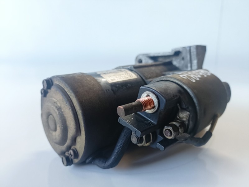 Recambio de motor arranque para renault clio ii fase ii (b/cb0) k9k702 referencia OEM IAM M000T86181  