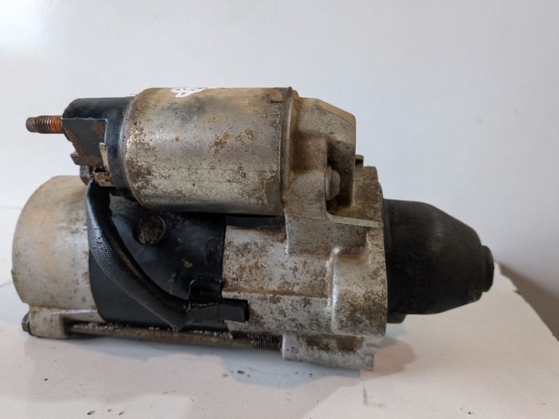 Recambio de motor arranque para chevrolet trax a17dts referencia OEM IAM 331429  
