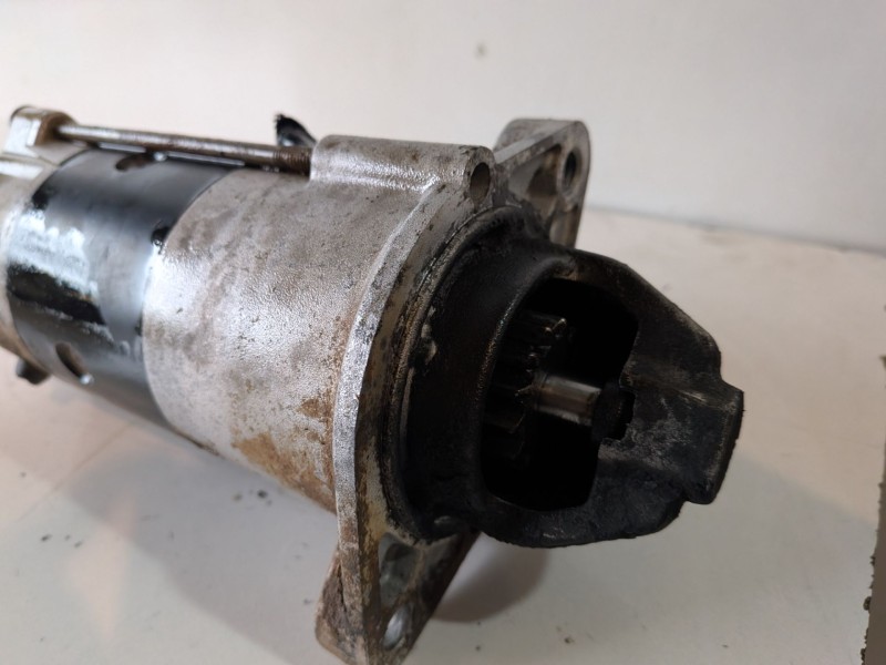 Recambio de motor arranque para chevrolet trax a17dts referencia OEM IAM 331429  
