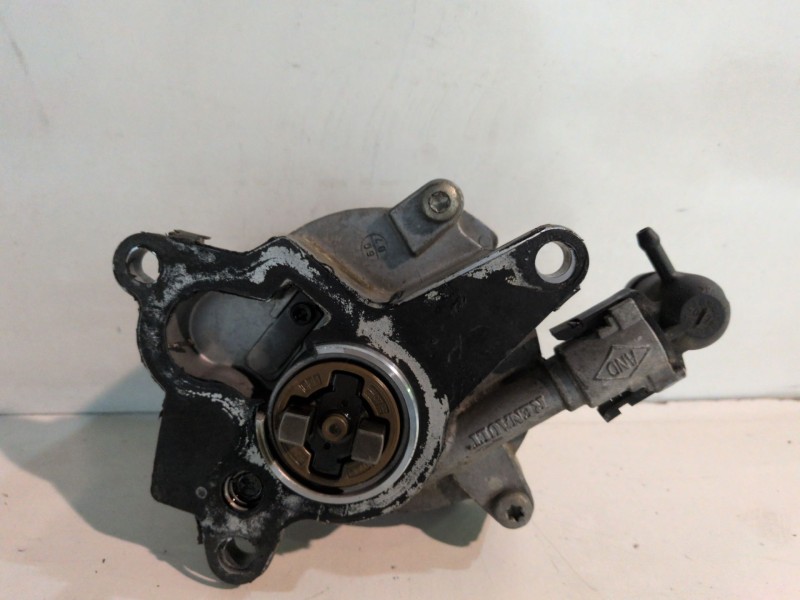 Recambio de depresor freno / bomba vacio para renault laguna iii berlina m9r742 referencia OEM IAM 8200683981  
