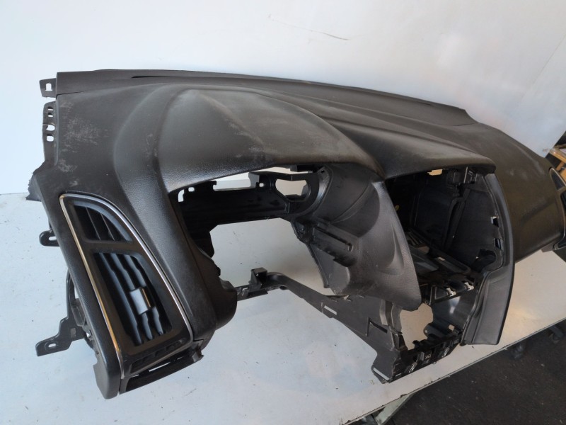 Recambio de salpicadero para ford focus sportbreak (cew) m1da referencia OEM IAM   