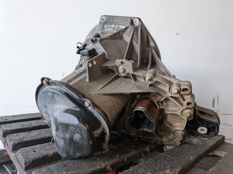 Recambio de caja cambios para ford ka (ccq) a9a referencia OEM IAM 3S5R7002BE  