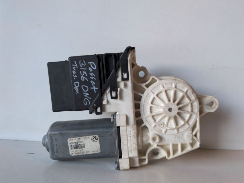 Recambio de motor elevalunas trasero derecho para volkswagen passat variant (3c5) bkp referencia OEM IAM 1K0959704F  