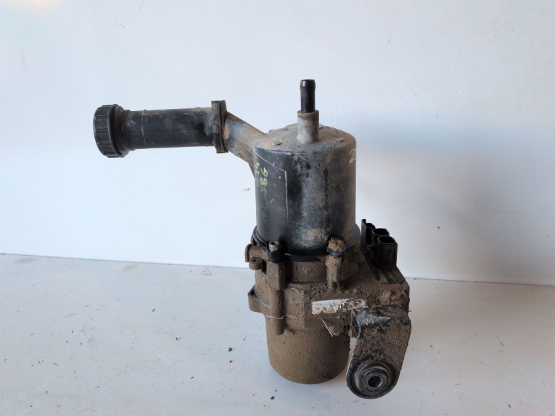 Recambio de bomba direccion para peugeot partner furgón 9h06 referencia OEM IAM 9807201780  