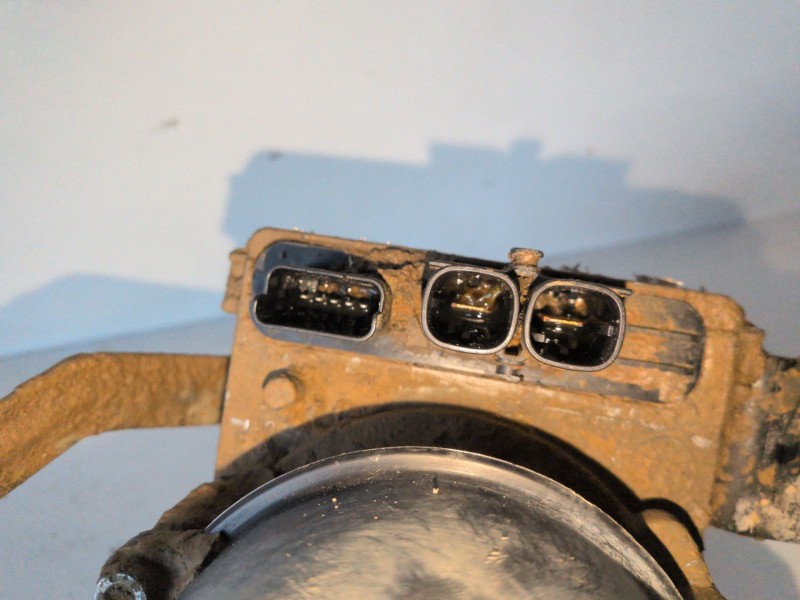 Recambio de bomba direccion para peugeot partner furgón 9h06 referencia OEM IAM 9807201780  