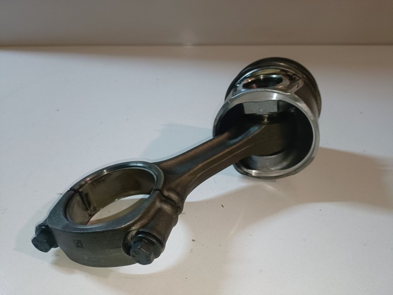 Recambio de piston para peugeot boxer (333/335) furgón techo elevado bat.3450mm f1ce0481d referencia OEM IAM   