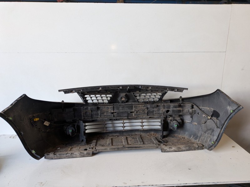 Recambio de paragolpes delantero para renault scenic ii (jm) f9q812 referencia OEM IAM   