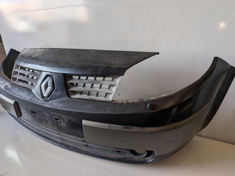 Recambio de paragolpes delantero para renault scenic ii (jm) f9q812 referencia OEM IAM   