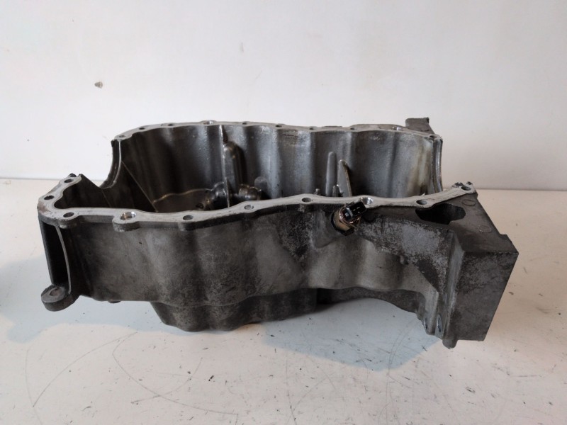 Recambio de carter para renault kangoo ii (f/kw0) k9k636 referencia OEM IAM 8200318813  