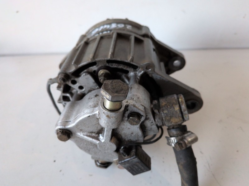 Recambio de alternador para nissan patrol (k/w 160) sd33 referencia OEM IAM   