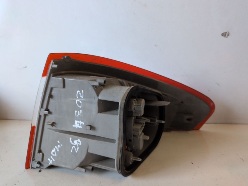 Recambio de piloto trasero izquierdo para ford mondeo berlina (ca2) qxba referencia OEM IAM   