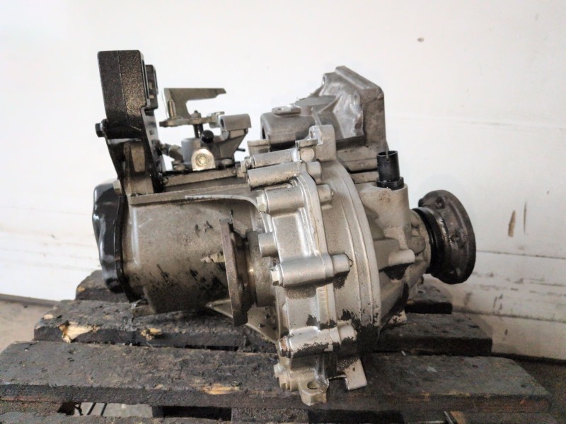 Recambio de caja cambios para seat ibiza berlina (6j5) cfwa referencia OEM IAM MZK  