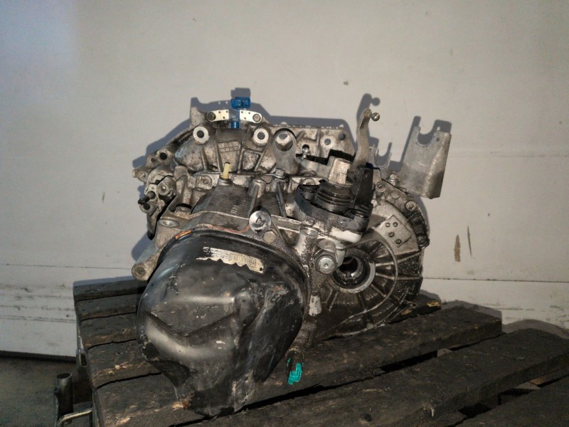 Recambio de caja cambios para renault megane ii classic berlina k4m760 referencia OEM IAM JH3142  