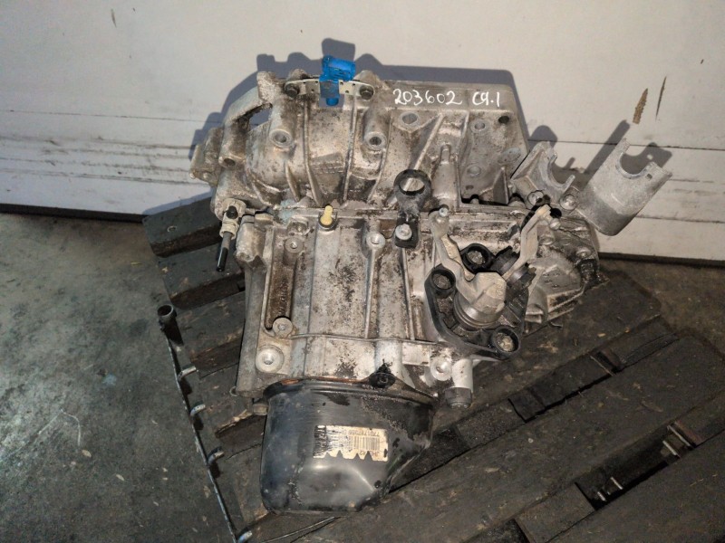 Recambio de caja cambios para renault megane ii classic berlina k4m760 referencia OEM IAM JH3142  