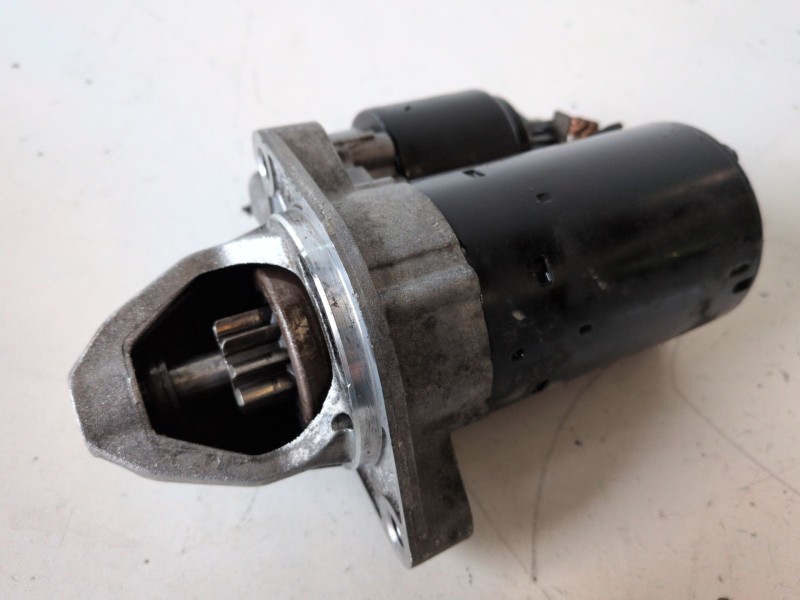 Recambio de motor arranque para mercedes-benz clase c (bm 203) berlina m271946 referencia OEM IAM 0001107406  