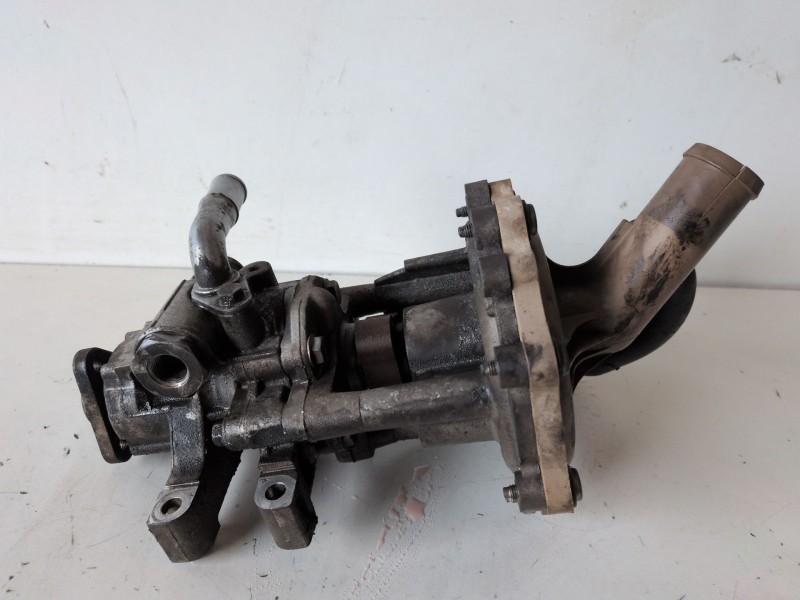 Recambio de bomba direccion para ford transit custom nugget (ttf) cyff referencia OEM IAM 6C11BA674AC  