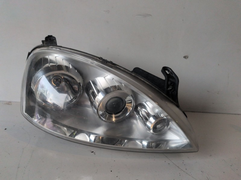 Recambio de faro derecho para opel corsa c z12xep referencia OEM IAM 13237262EU  