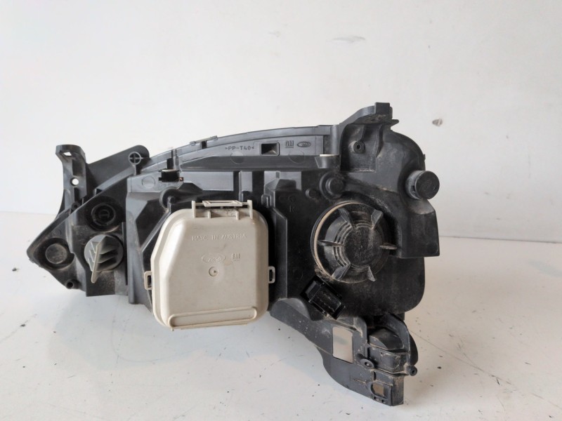 Recambio de faro derecho para opel corsa c z12xep referencia OEM IAM 13237262EU  