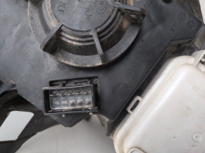 Recambio de faro izquierdo para opel corsa c z12xep referencia OEM IAM 13237263EU  