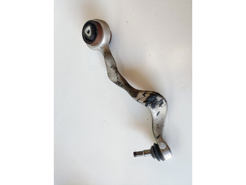 Recambio de brazo suspension inferior delantero izquierdo para bmw serie 1 coupe (e82) n51b30a referencia OEM IAM   