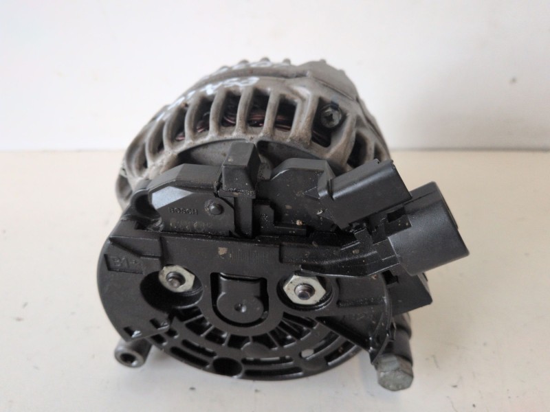 Recambio de alternador para citroen jumpy rhk referencia OEM IAM 0124525035  