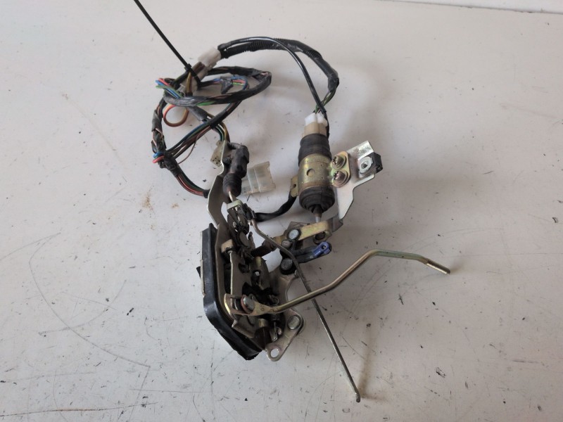 Recambio de cerradura puerta delantera izquierda para suzuki vitara (se/sf/et) g16b referencia OEM IAM   