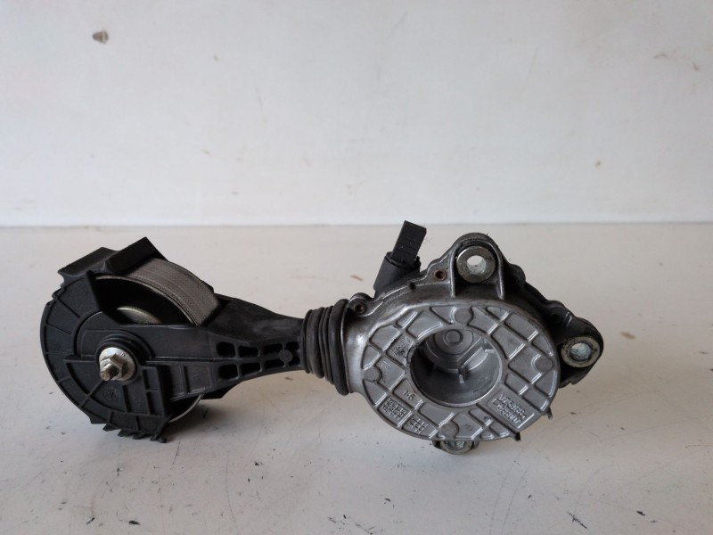 Recambio de tensor correa auxiliar para peugeot 308 5fw referencia OEM IAM V75488488007  