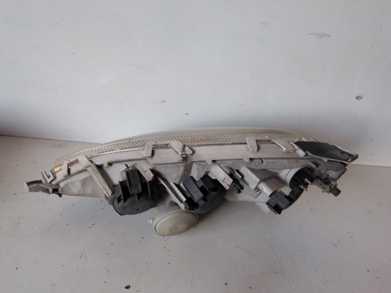 Recambio de faro derecho para mercedes-benz clase a (bm 168) 166990 referencia OEM IAM 0301152212  