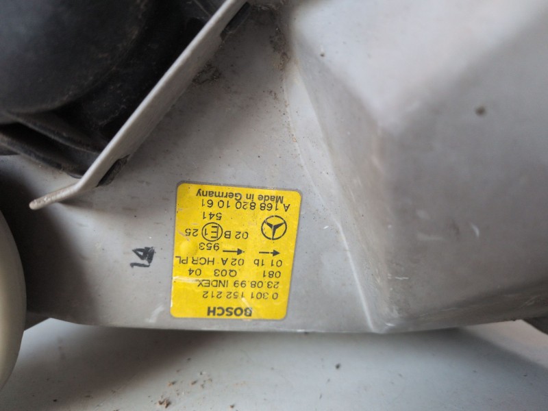 Recambio de faro derecho para mercedes-benz clase a (bm 168) 166990 referencia OEM IAM 0301152212  