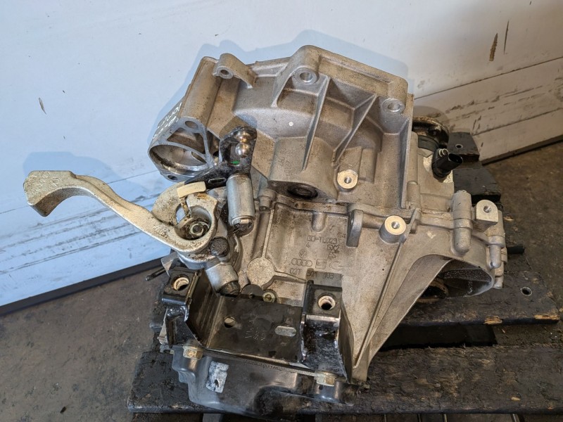 Recambio de caja cambios para seat ibiza (6l1) bby referencia OEM IAM GKT  