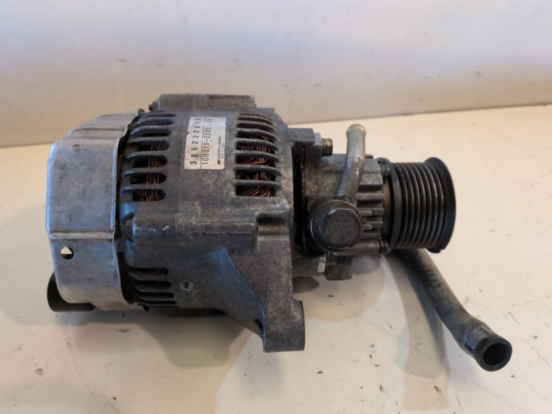 Recambio de alternador para opel frontera a 25td referencia OEM IAM 38522262F  