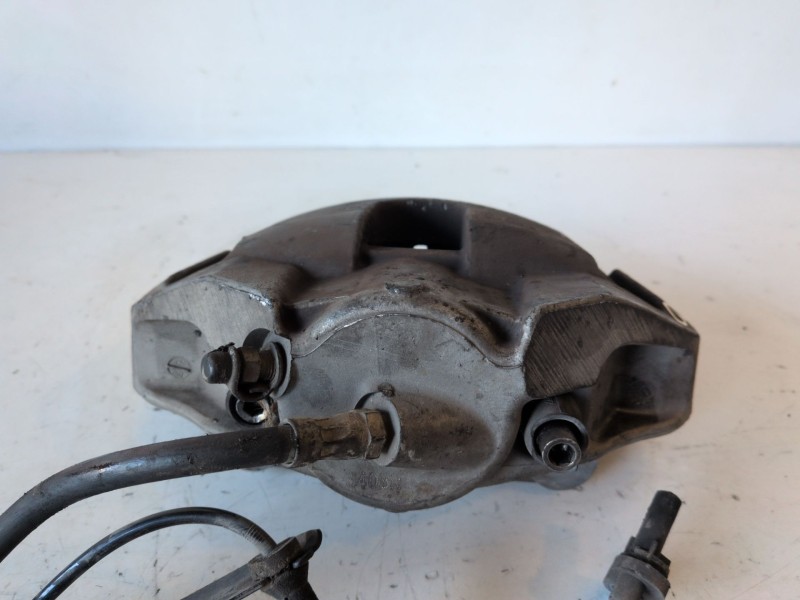 Recambio de pinza de freno delantera derecha para bmw serie 5 berlina (e60) 306d2 referencia OEM IAM   