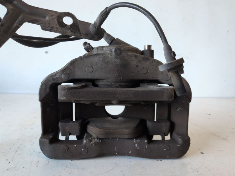 Recambio de pinza de freno delantera derecha para bmw serie 5 berlina (e60) 306d2 referencia OEM IAM   
