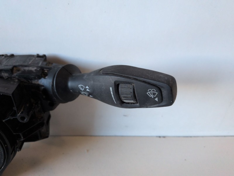 Recambio de mando luces para ford transit courier (c4a) ugcb referencia OEM IAM ET7813N084AA  