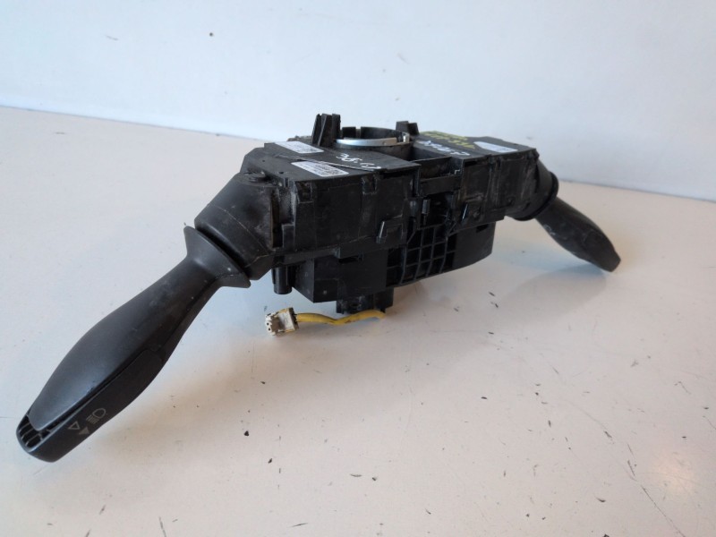 Recambio de mando luces para ford transit courier (c4a) ugcb referencia OEM IAM ET7813N084AA  