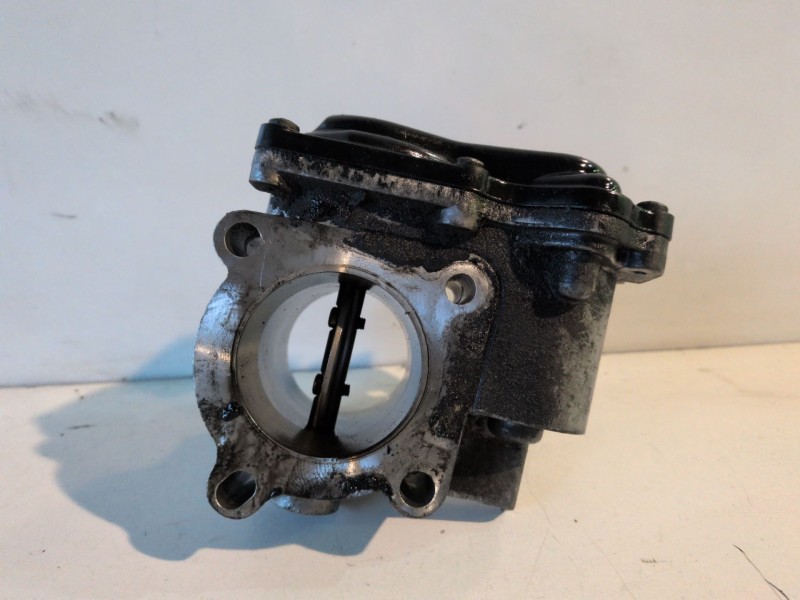 Recambio de caja mariposa para renault trafic ii furgón m9r782 referencia OEM IAM 8200987453B  