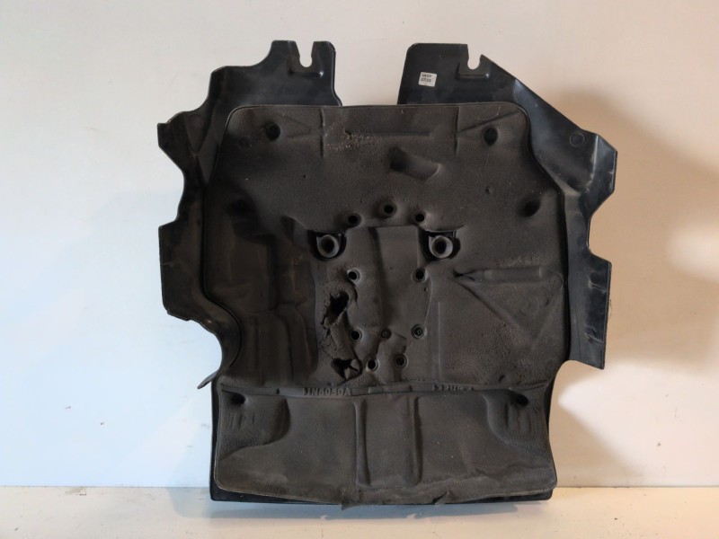 Recambio de tapa motor para land rover range rover sport 508ps referencia OEM IAM   