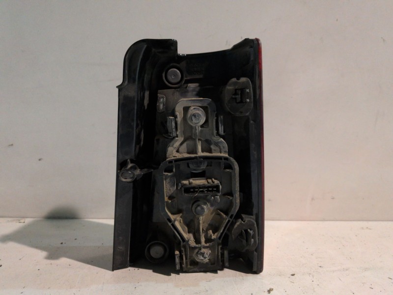 Recambio de piloto trasero izquierdo para citroen berlingo 9hw referencia OEM IAM   