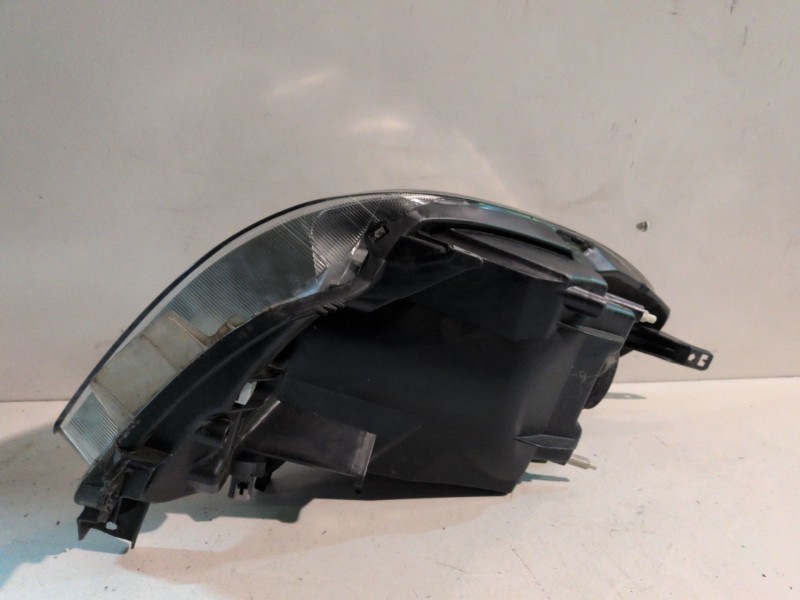 Recambio de faro izquierdo para nissan note (e11e) k9k referencia OEM IAM   