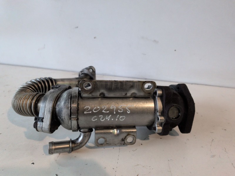 Recambio de enfriador egr para renault trafic ii furgón m9r782 referencia OEM IAM 8200873678  