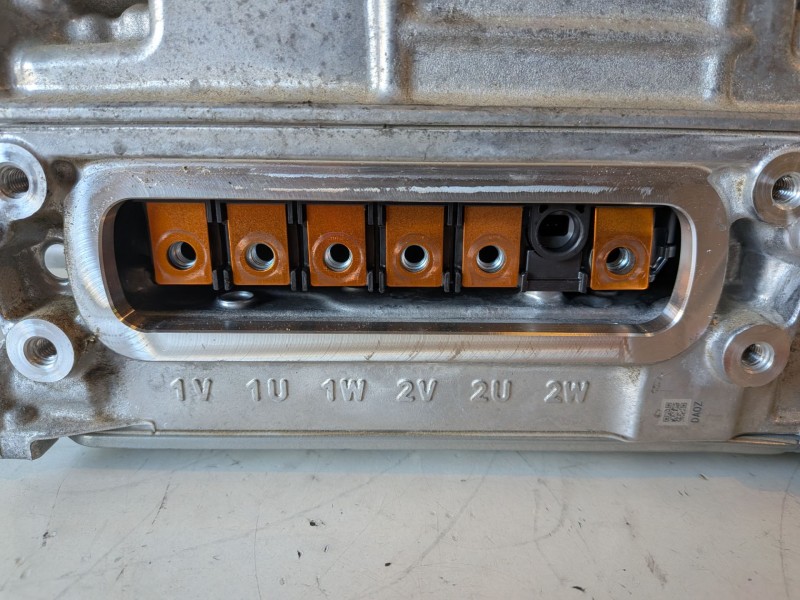 Recambio de inversor para toyota c-hr (x10) 2zr referencia OEM IAM G920047330  