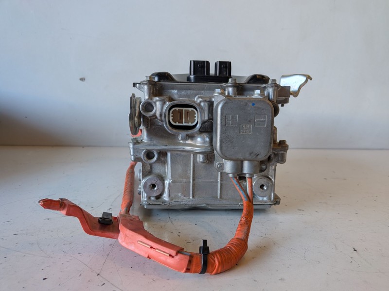 Recambio de inversor para toyota c-hr (x10) 2zr referencia OEM IAM G920047330  