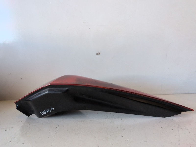 Recambio de piloto trasero izquierdo para renault megane ii grandtour k9k732 referencia OEM IAM 8200142884  