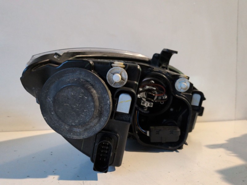 Recambio de faro izquierdo para seat leon (1p1) bxe referencia OEM IAM   